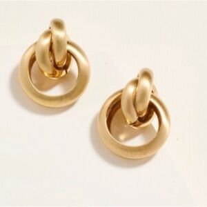 Gold Interlinked Earrings (1112)